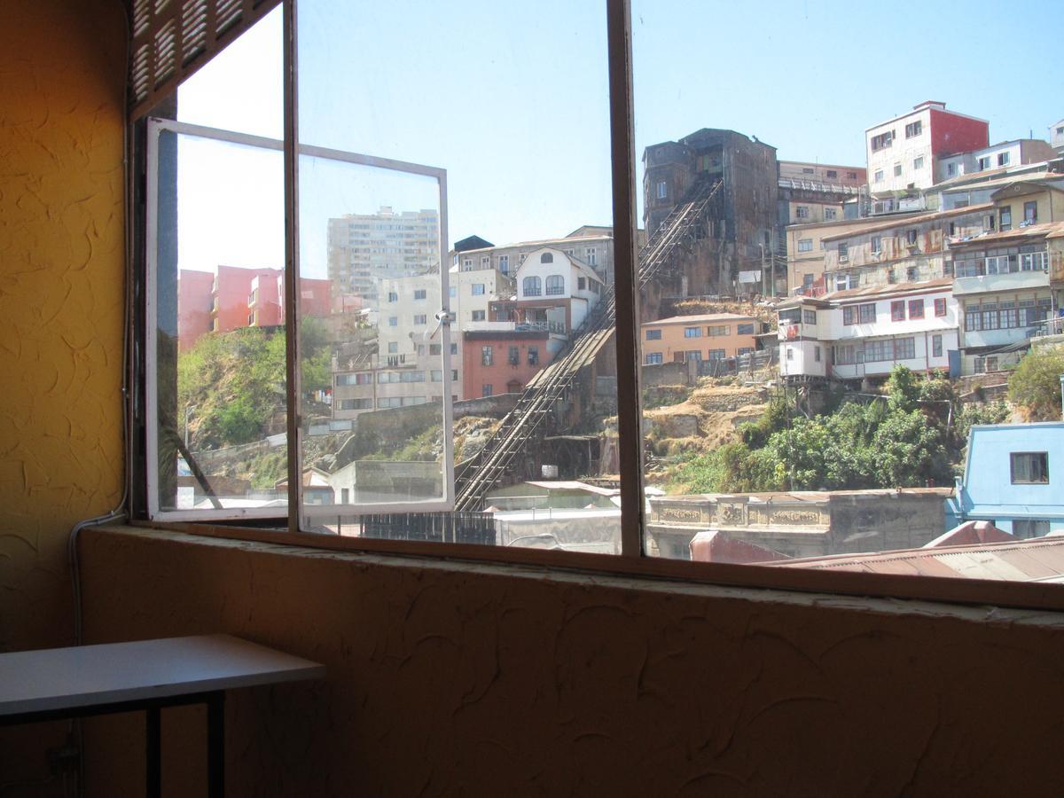 Hostal Roma Valparaiso Exterior photo